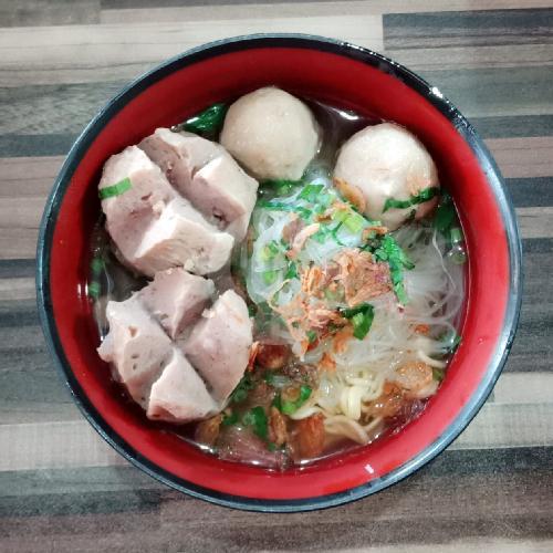 Bakso Barokah Mas Kinoy, Jl.Raya Jatiwangi Cigasong - GoFood