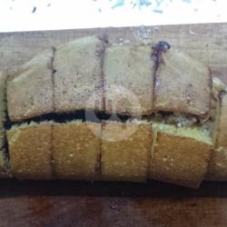 Martabak Kacang Wijen