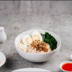 Misua Ayam Kuah   Telur (halal)