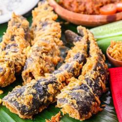 Lele Goreng Tepung Kremes Seporsi 2ekor Nasi Lalapan