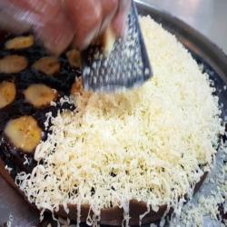 Martabak Brownies Pisang Keju