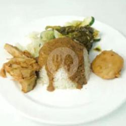 Nasi Padang   Perkedel