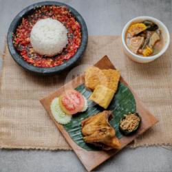 Nasi Cobek Komplit Ayam