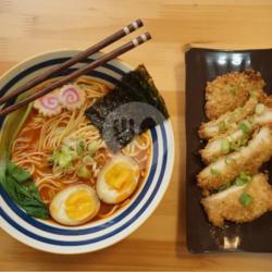 Ramen Tomyum Chicken Katsu