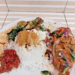 Ikan Bakar Mujair   Nasi Cabe Ikan Asin Jengkol