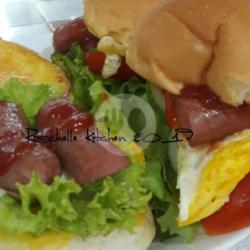 Burger Daging Sosis Telur