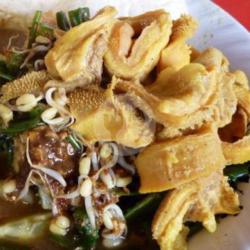 Rujak Soto Babat