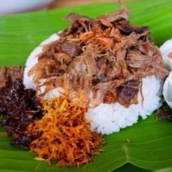 Nasi Krawu Daging Telur Setengah