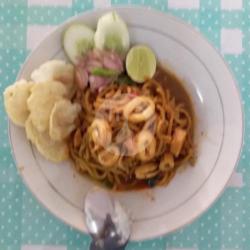 Mie Rebus Cumi