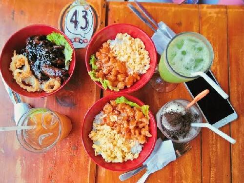 Warmindo Seblak Ayam & Kuliner Nusantara, Pekalongan Timur