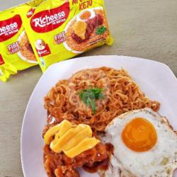 Fire Chicken Richeese Mie Keju