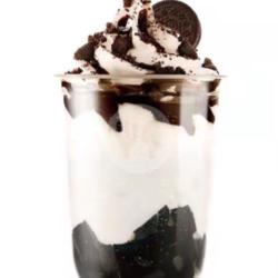 Chocolate Lucky Sundae
