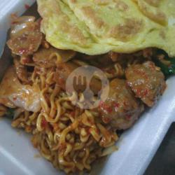 Mie Goreng Keriting Bakso