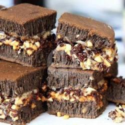 Kacang Coklat( Cokelat Black Fores)