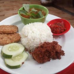 Nasi Ayam Kalasan