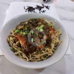 Mie Ayam Katsu Lada Hitam