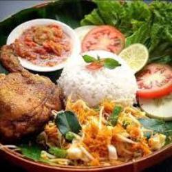 Nasi Ayam Urap Urap