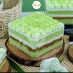 Klepon Dessert Box - Vanila Cake