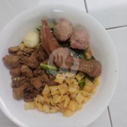 Mie Ayam Ceker Bakso