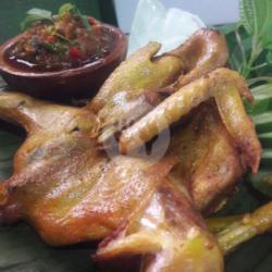 Satu Ekor Ayam Kampung Bekakak