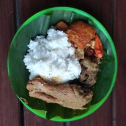 Nasi Gudeg Paha Bawah