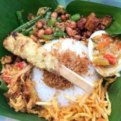 Nasi Campur Ayam Klungkung