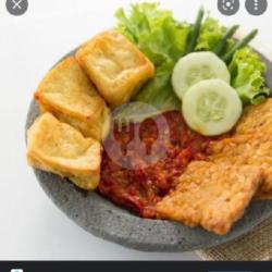Tahu Tempe Sambel Hitam