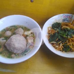 Mie Telor Yamin Manis Bakso Telur