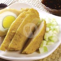 Pempek Kapal Selam Telor Kecil