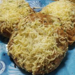 Korean Cream Cheese Garlic Bread Extra Cheese