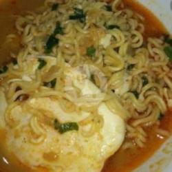 Indomie Kuah Pake Telur