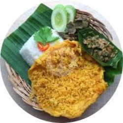 Telur Geprek Kremes   Nasi