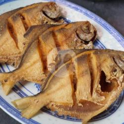 Ikan Bawal Goreng