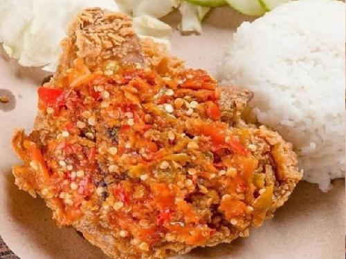 Ayam Geprek Azkiya, Pasir Gombong /Cikarang Utara