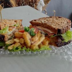 Madiesspace Club Sandwich With Fries