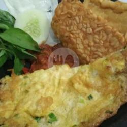Nasi Telor Komplit Tempe Tahu
