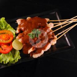 Sate Ayam Plus Nasi / Lontong