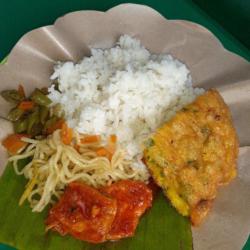 Nasi Campur Telur Dadar