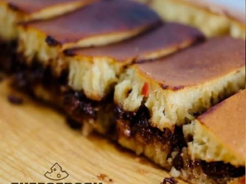 Cheeserock Martabak Terang Bulan Made, Made Rejo No 20