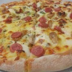 Pizza Meat Sausages Mozarella 18 Cm