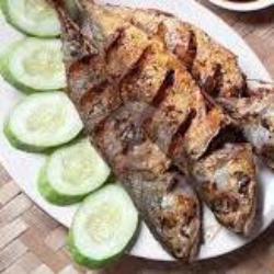 Paket Hemat Ikan Kembung Goreng 3 Pcs   Sambel Mercon