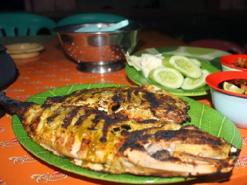 Banong Ikan Laut Bakar, Seafood & Ayam Bakar, Karawang Barat