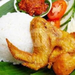 Paket Nasi Sayap Ayam Goreng