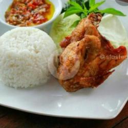 Ayam Goreng Dada/paha Nasi