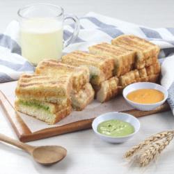 Roti Bakar Melon Strawberry