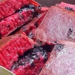 Martabak Manis Red Velvet Keju Kismis Susu