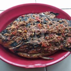 Ikan Bakar Bumbu Cobek Sambal Lalab