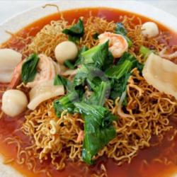 Tomato Fried Seafood Noodle / Pork / Beef