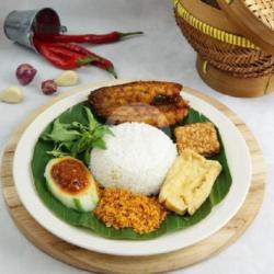 Nasi Lele Kremes