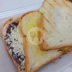 Roti Bakar Mix ( Coklat Keju   Selai Kacang )